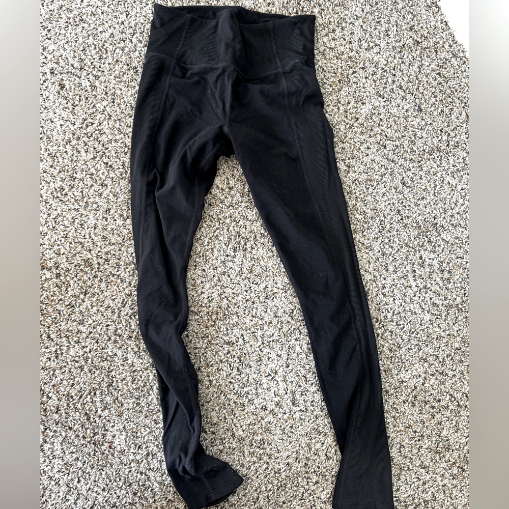 Women’s black leggings
